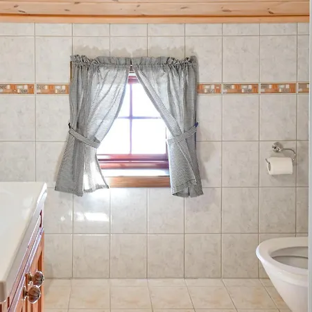 Holiday home 3 Bedroom Cozy In
