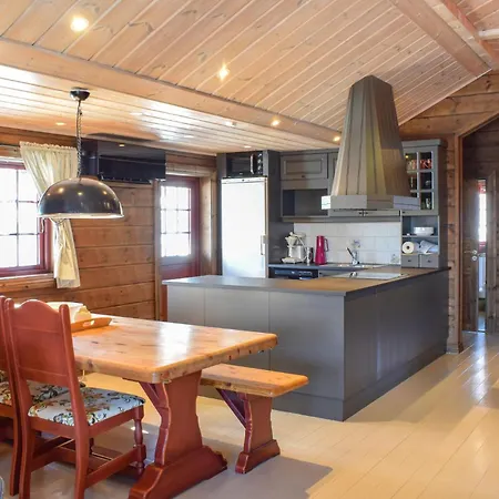 3 Bedroom Cozy In Nyaraló *